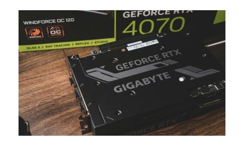 GIGABYTE GeForce RTX 4070 WINDFORCE OC